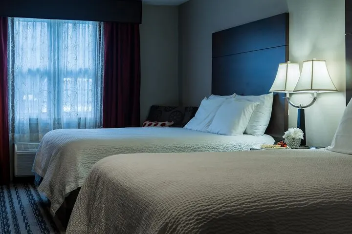 Room 4 of 46