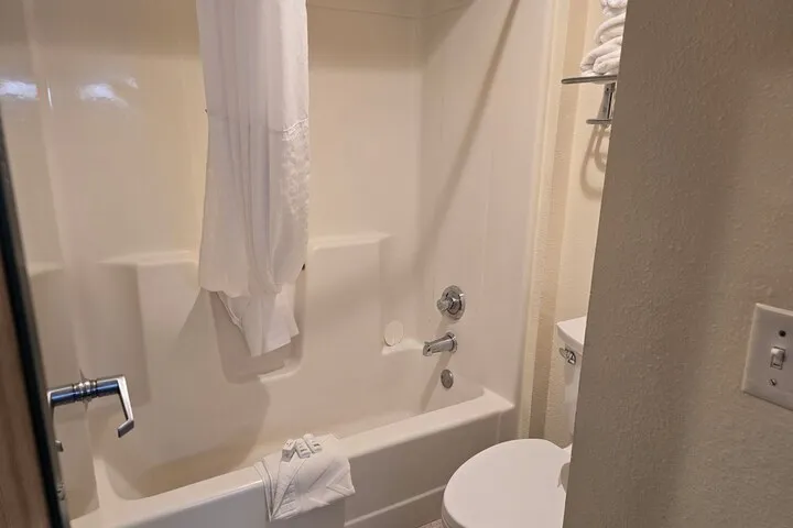 Room 5 of 47