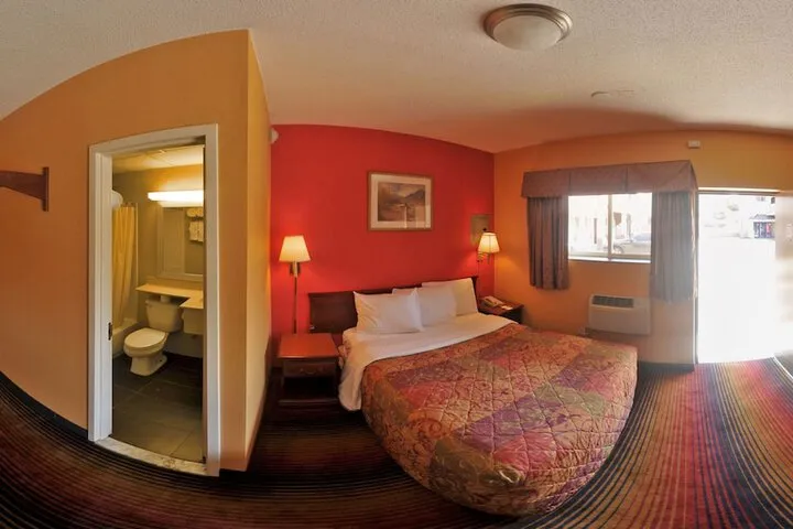 Room 5 of 31
