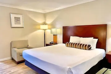 Rose Garden Inn