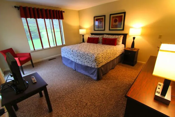 Room 4 of 31