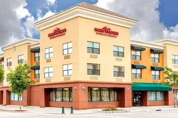 Hawthorn Suites by Wyndham Oakland / Alameda
