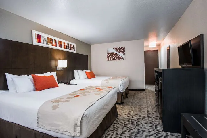 Room 5 of 21