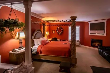 Depot Inn and Suites