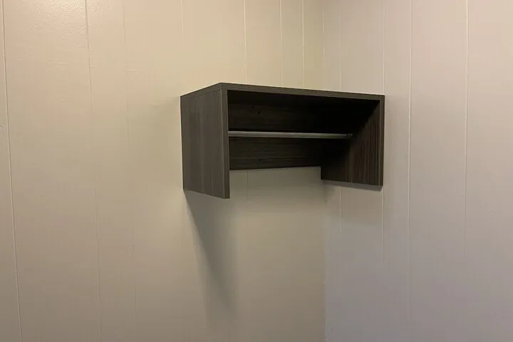 Room 5 of 18