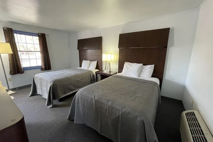 Room 5 of 21