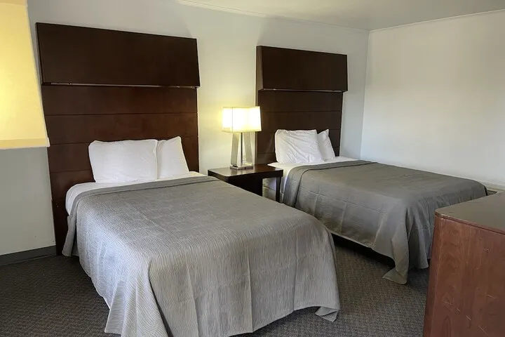 Room 4 of 21