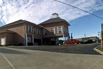 Collins Inn & Suites