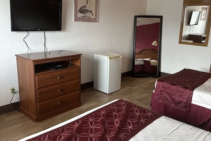 Room 4 of 29