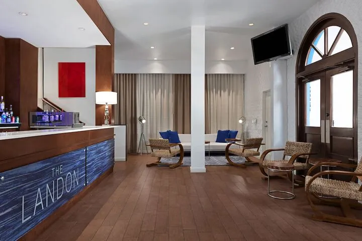 Hotel Interior 4 of 38