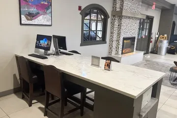 Best Western Corona Hotel & Suites