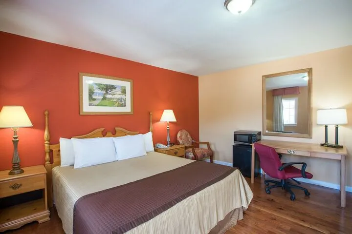 Room 3 of 19