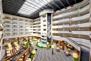DoubleTree by Hilton Davenport