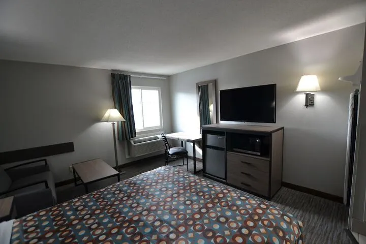 Room 5 of 46