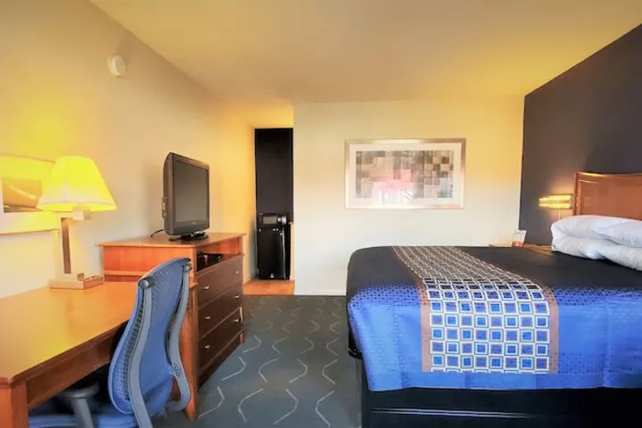 Room 2 of 13
