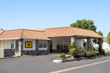 Super 8 by Wyndham Dunnigan