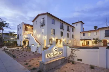 La Playa Inn