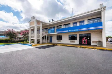 Motel 6-Anniston AL