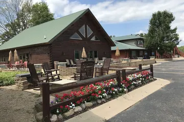 The Inn at Gull Lake