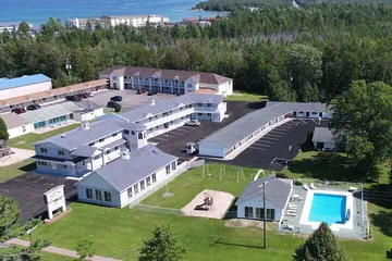 Mackinaw Budget Inn