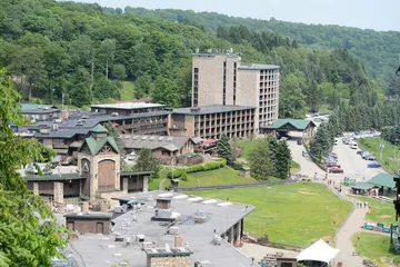 Slopeside Hotel a Vail Resorts Property