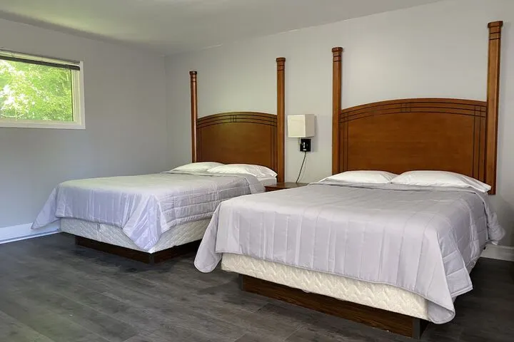 Room 4 of 24