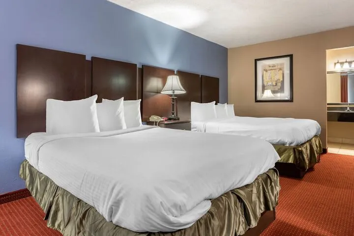 Room 3 of 18