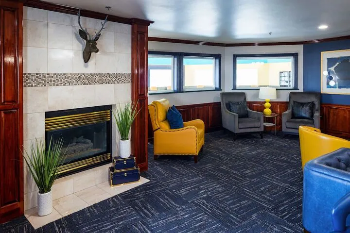 Hotel Interior 4 of 77
