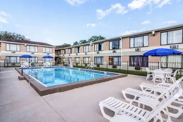 Quality Inn Pensacola North