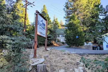 Bluebird Cottage Inn