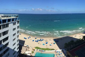 Ocean Manor Beach Hotel