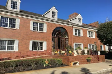 Colts Neck Inn Hotel