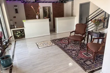 Lakeview Hotel