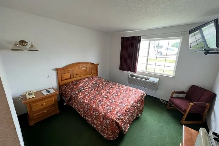 Room 3 of 7
