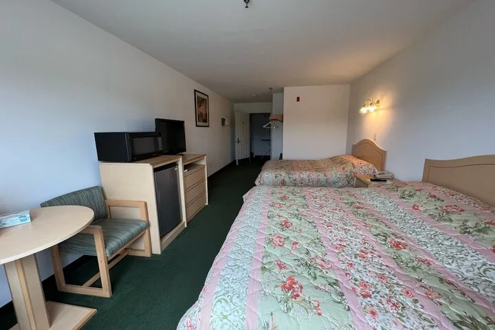 Room 2 of 7