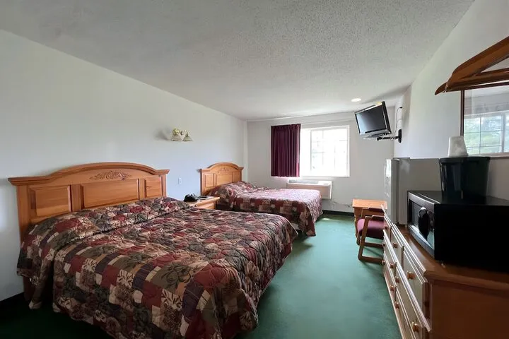 Room 4 of 7