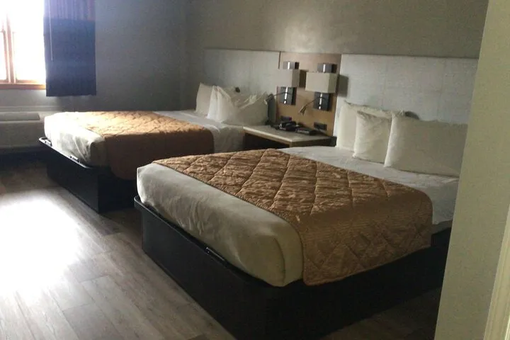 Room 3 of 15