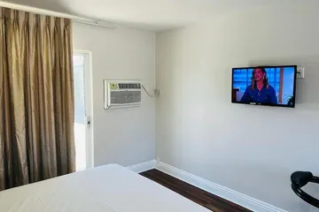 Lanai Motel