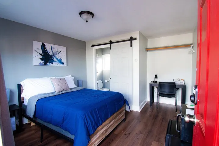 Room 3 of 31