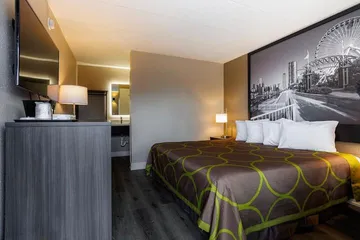 Super 8 by Wyndham Rockford South