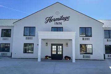The Hermitage Inn and Taphouse