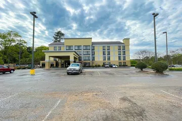 OYO Townhouse Jackson / Ridgeland