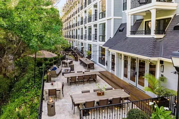 The Inn at Saratoga Tapestry Collection by Hilton