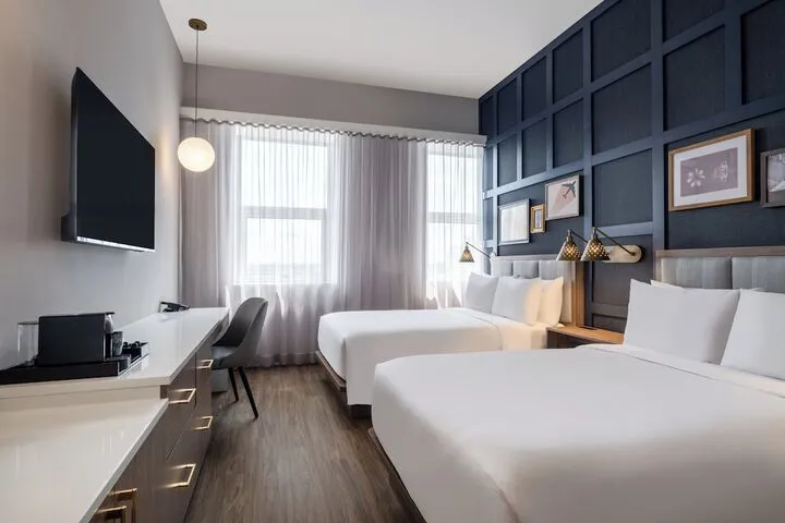 Room 3 of 66