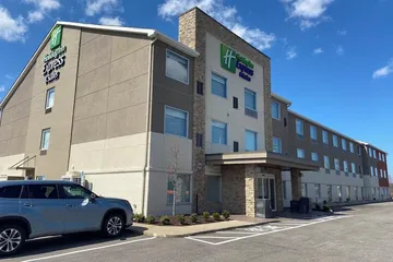 Holiday Inn Express & Suites Elyria by IHG