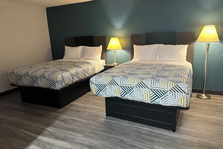 Room 3 of 12