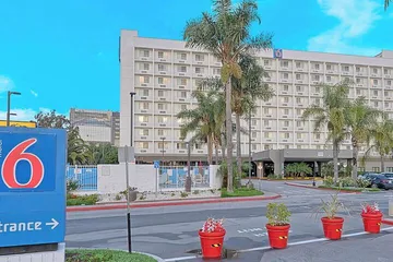 Studio 6 Suites Los Angeles CA - Los Angeles - LAX