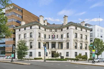 Placemakr Dupont Circle