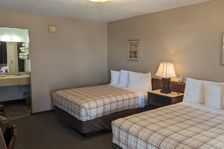 Room 2 of 13