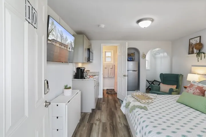 Room 3 of 59